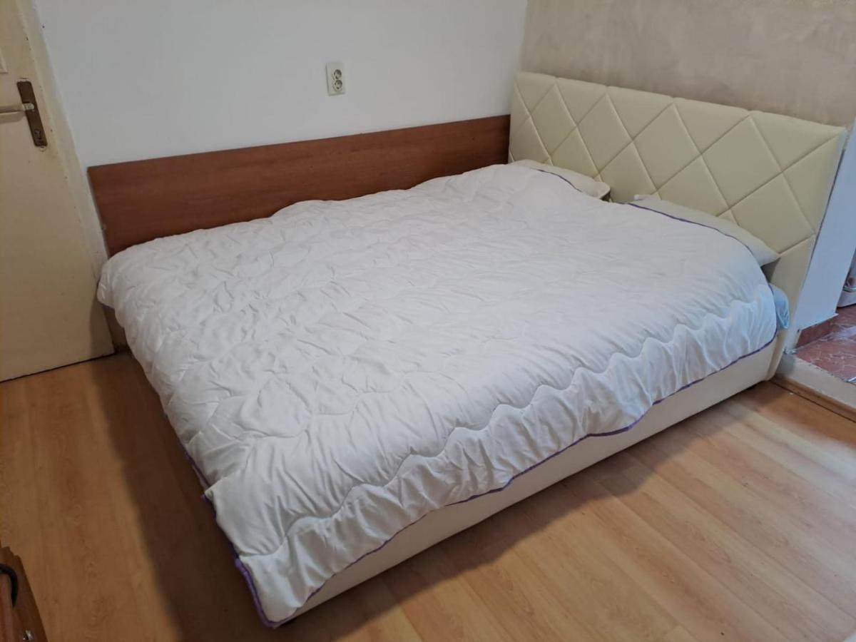 Apartmani Gordana Bar Bagian luar foto