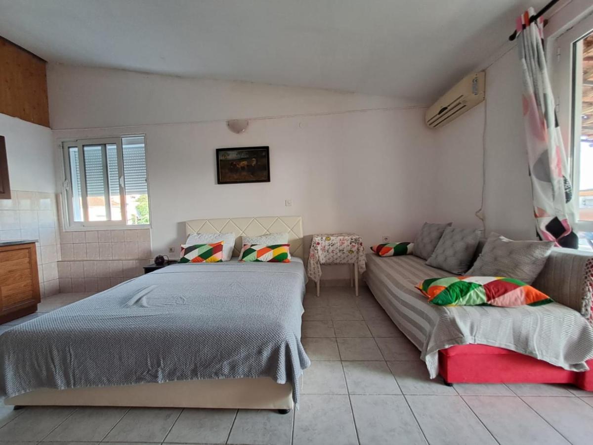 Apartmani Gordana Bar Bagian luar foto