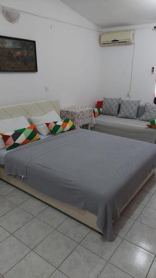 Apartmani Gordana Bar Bagian luar foto
